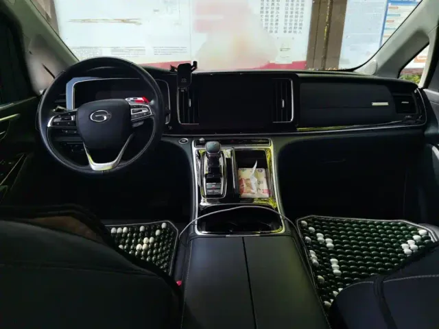 GAC Trumpchi M8 — Фото автомобиля 12