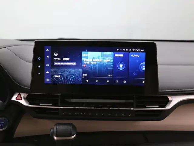 Toyota Granvia 2022 2.5L Hybrid Noble Edition — Фото автомобиля 18