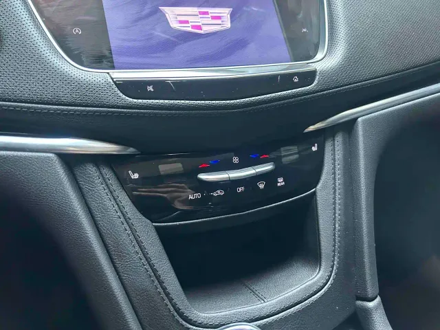 Cadillac XT6 — Фото автомобиля 6