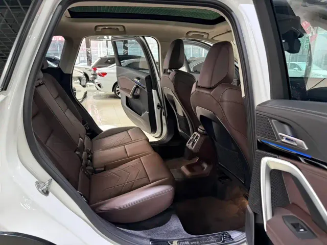 BMW X1 — Фото автомобиля 10