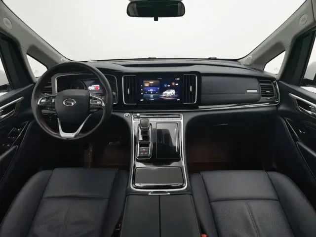 GAC Trumpchi M8 — Фото автомобиля 5