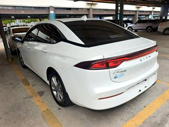 GAC Aion S — Фото автомобиля 4