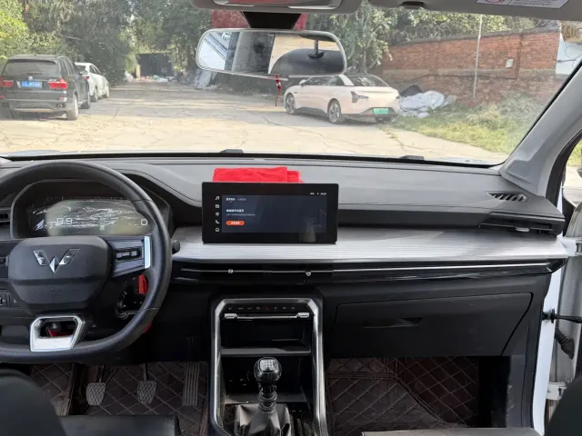 Wuling Asta — Фото автомобиля 8