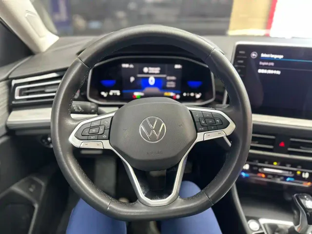 Volkswagen Sagitar — Фото автомобиля 10