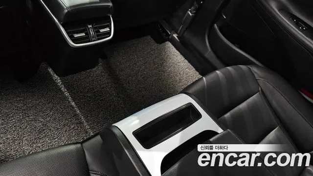 Hyundai Grandeur Новый Grandeur IG — Фото автомобиля 18