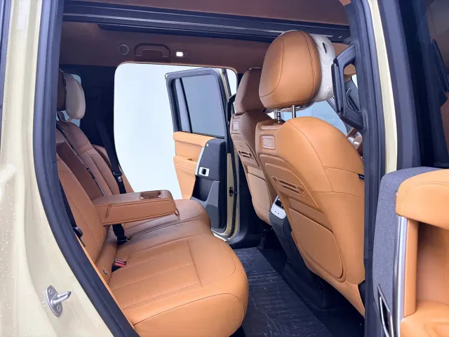 iCAR V27 — Фото автомобиля 8