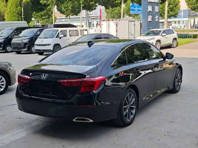 Honda Inspire — Фото автомобиля 5