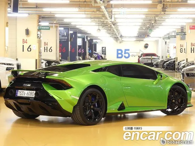 Lamborghini Huracan — Фото автомобиля 3