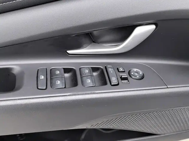 Hyundai Elantra — Фото автомобиля 9