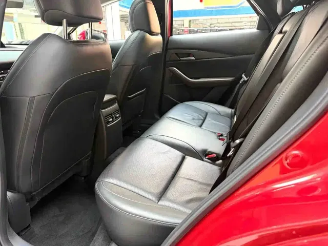 Mazda CX-30 — Фото автомобиля 2