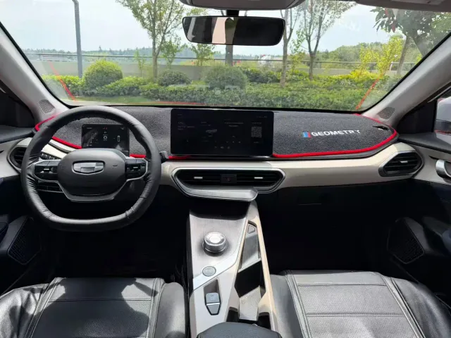 Geely Geometry A — Фото автомобиля 5