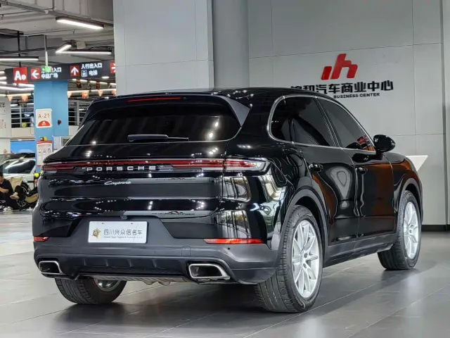 Porsche Cayenne — Фото автомобиля 5