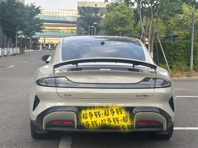 Xiaomi SU7 — Фото автомобиля 18