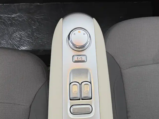 Changan Lumin — Фото автомобиля 16