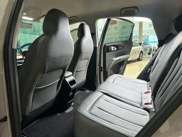 Geely Starry Wish — Фото автомобиля 17