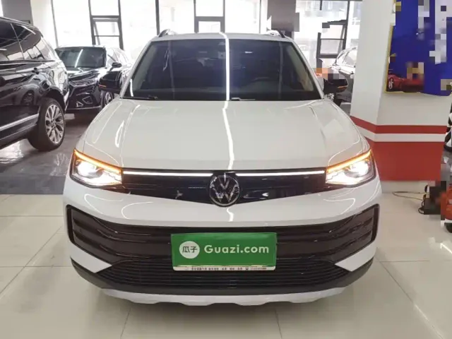 Volkswagen Tharu — Фото автомобиля 2