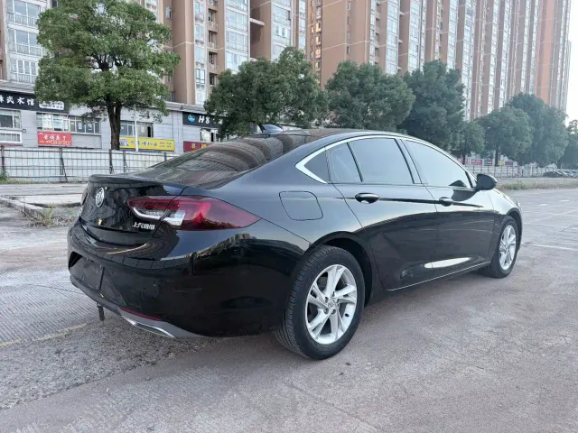 Buick Regal — Фото автомобиля 4