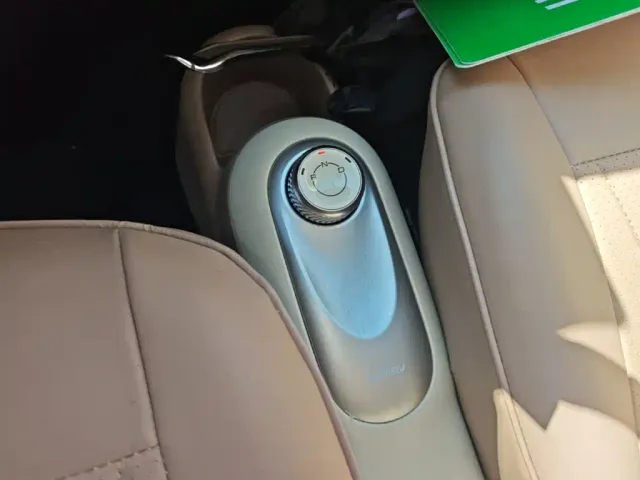 Wuling Hongguang Mini EV — Фото автомобиля 13