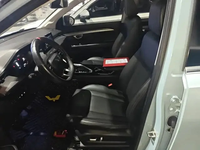 Wuling Asta — Фото автомобиля 14