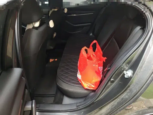 Mazda Axela — Фото автомобиля 13
