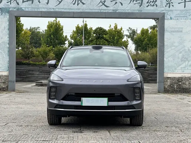 Exeed Starway E05 — Фото автомобиля 2