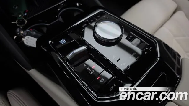 BMW 5 Series G60 — Фото автомобиля 9