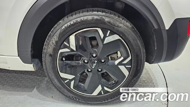 Kia Niro All Niro EV Air — Фото автомобиля 5