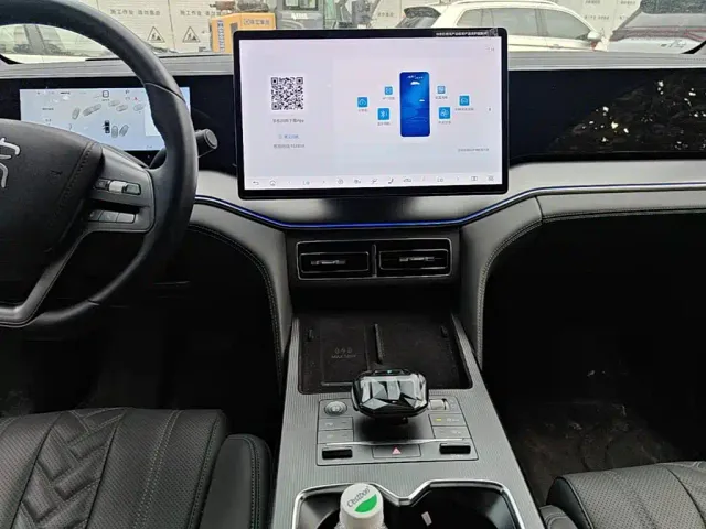 BYD Song L DM-i — Фото автомобиля 12