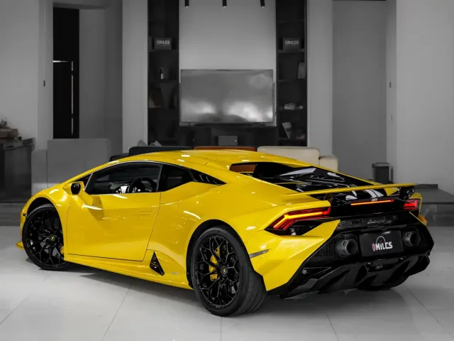 Lamborghini Huracan — Фото автомобиля 4