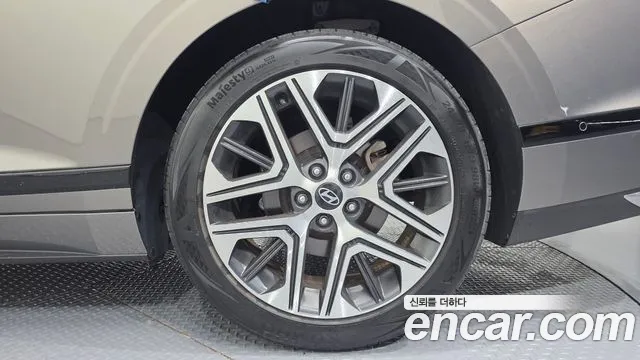Hyundai Grandeur GN7 — Фото автомобиля 6