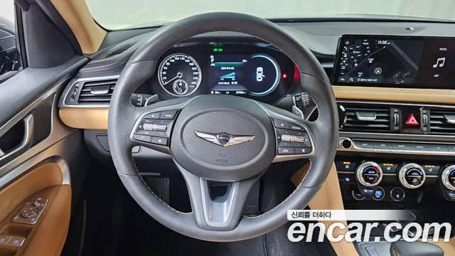 Genesis G70 — Фото автомобиля 13
