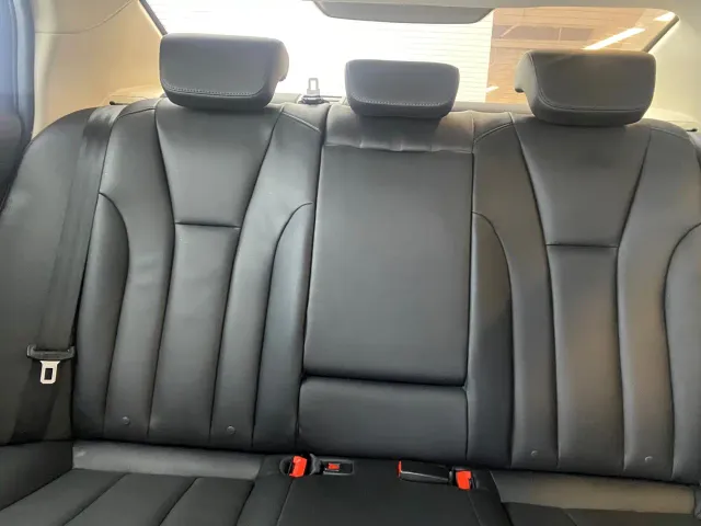 Hongqi H5 — Фото автомобиля 12