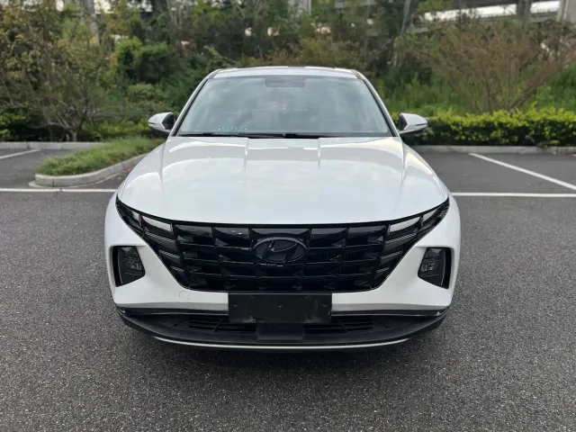 Hyundai Tucson — Фото автомобиля 2