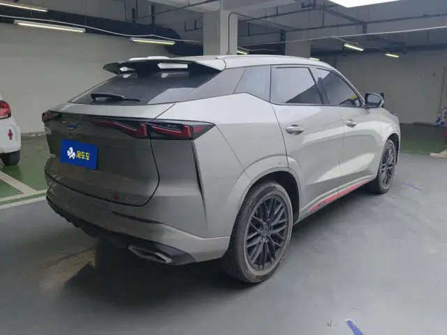 Changan Z6 — Фото автомобиля 3