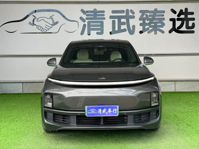 Li Auto L9 — Фото автомобиля 2