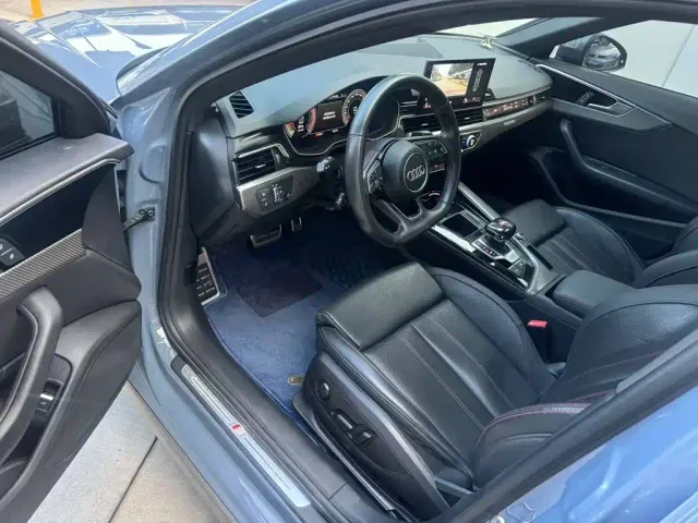 Audi A4L — Фото автомобиля 7