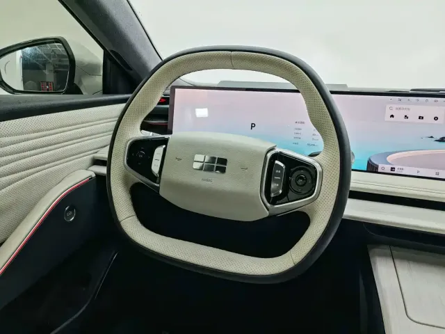 Geely Galaxy Galaxy E8 2024 550km RWD MAX — Фото автомобиля 15