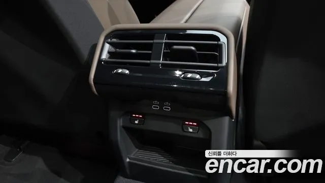 BMW 5-Series — Фото автомобиля 19