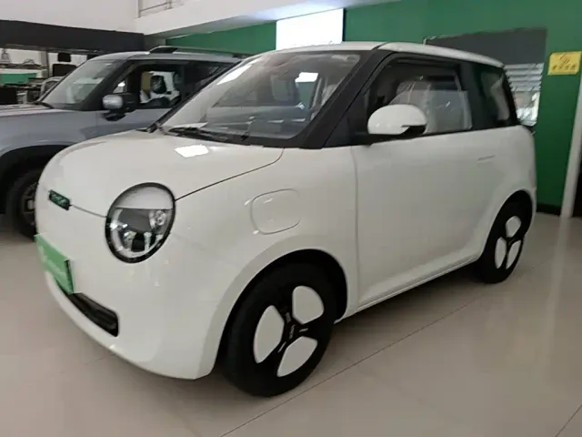 Фотография автомобиля — Changan Lumin