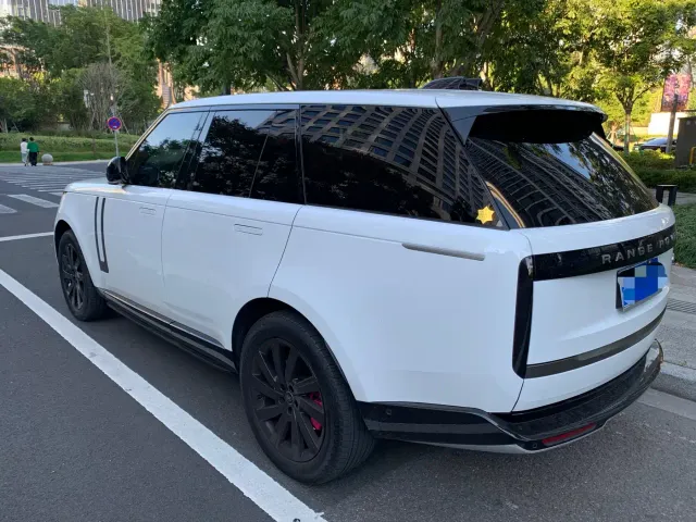 Land Rover Range Rover — Фото автомобиля 9