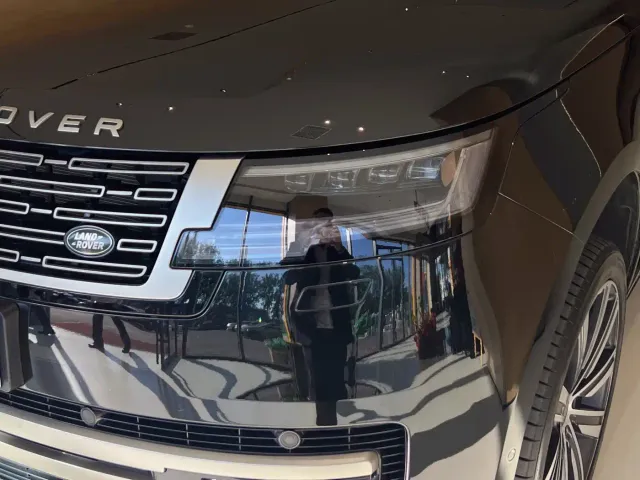 Land Rover Range Rover — Фото автомобиля 3