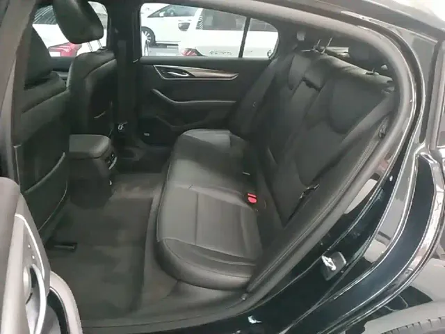 Cadillac CT5 — Фото автомобиля 16