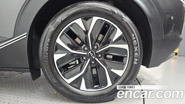Kia EV6 — Фото автомобиля 21