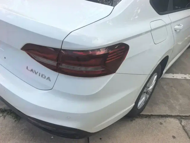 Volkswagen Lavida — Фото автомобиля 7