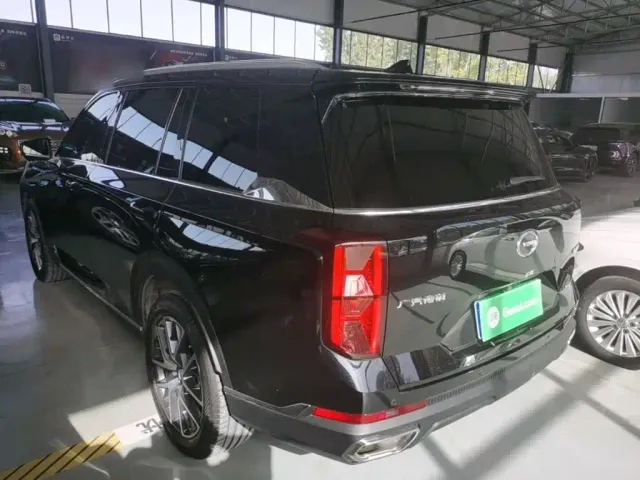 GAC Trumpchi GS8 — Фото автомобиля 4