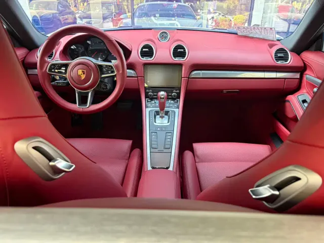 Porsche 718 — Фото автомобиля 20