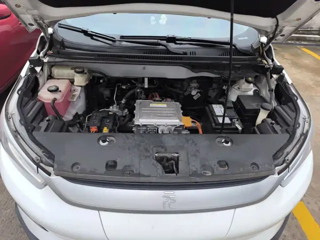 BYD Yuan Pro — Фото автомобиля 16
