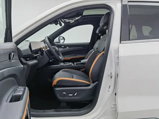 Ford Lingrui — Фото автомобиля 10