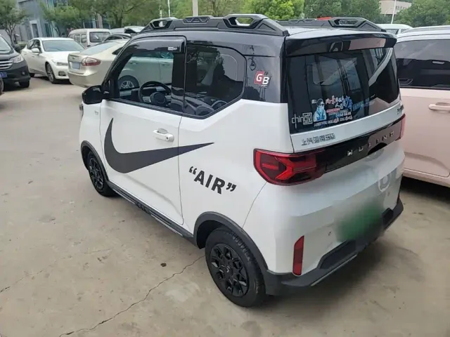 Wuling Hongguang Mini EV — Фото автомобиля 4