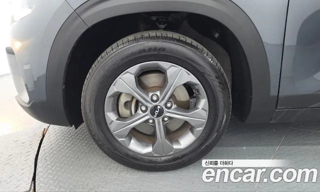 Kia Seltos — Фото автомобиля 5